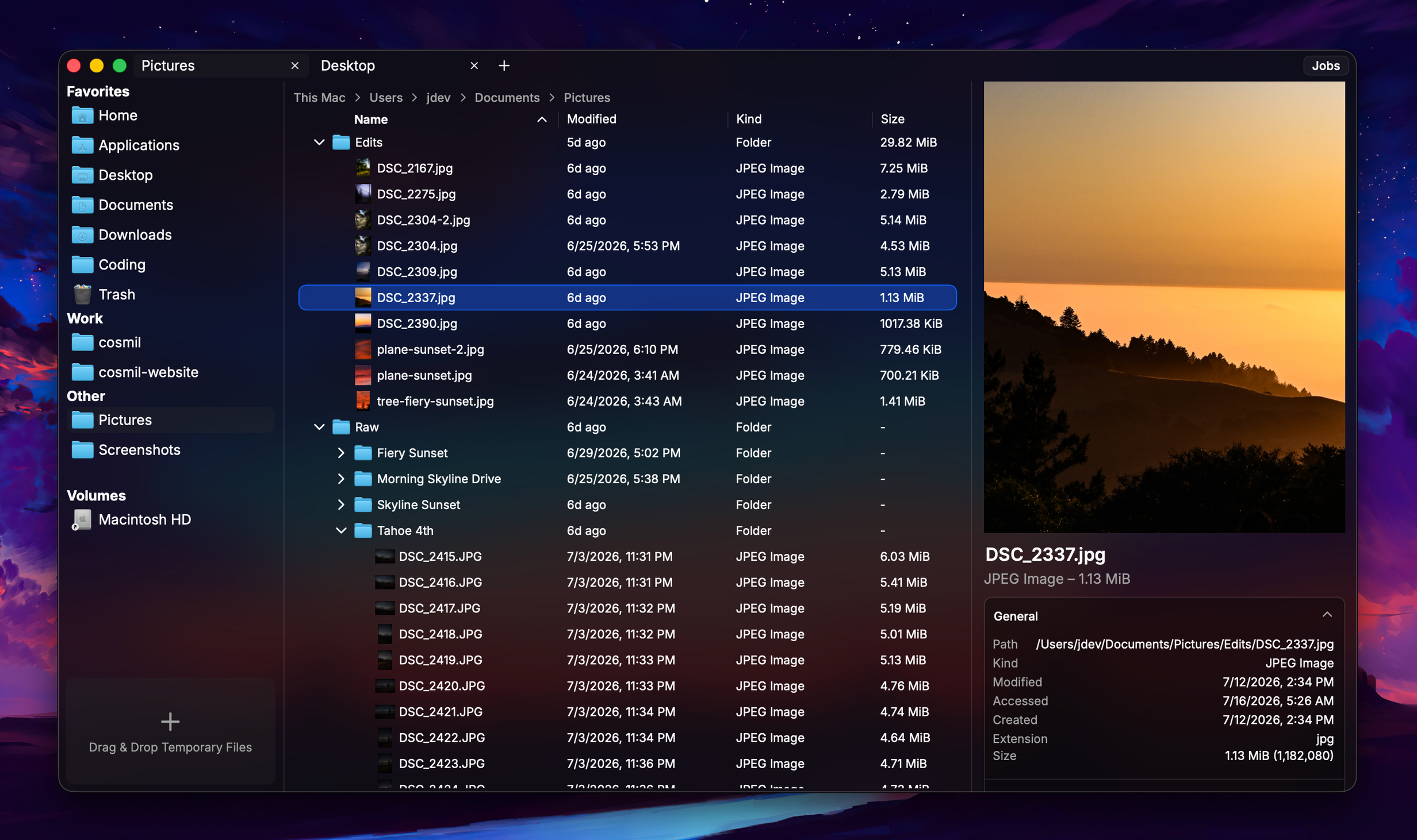 Cosmil showing several resizable panes side by side in one translucent window